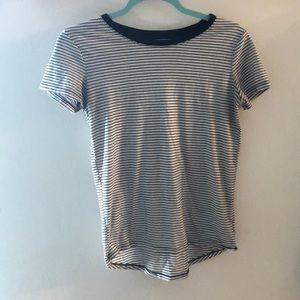 Old Navy tee